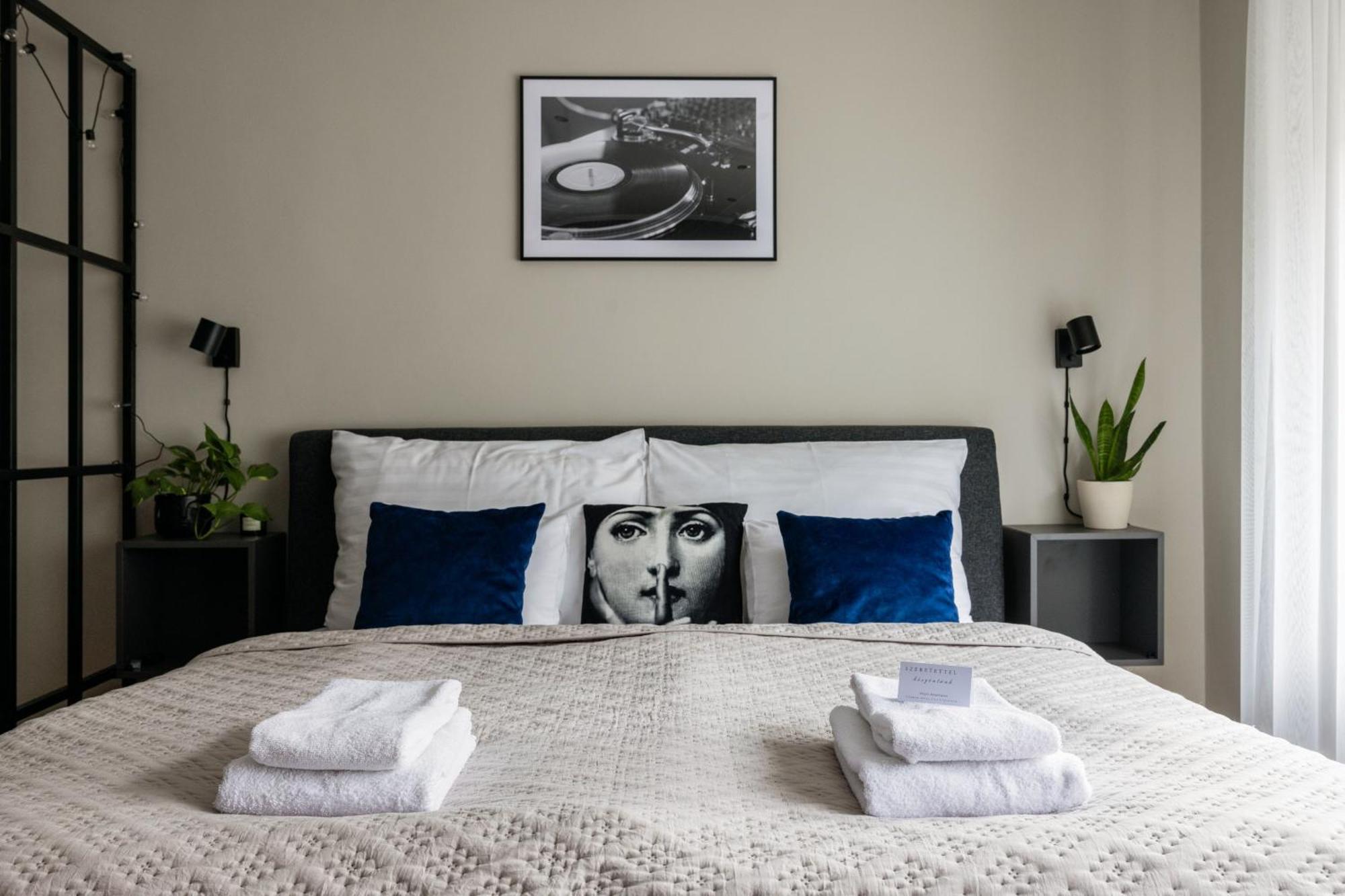 Oazis Apartman Veszprém Extérieur photo